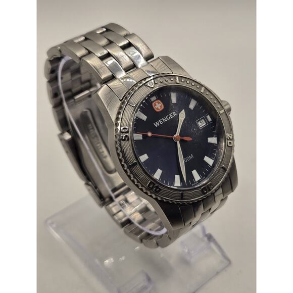 Wenger Swiss Military Men's Blue Dial Quartz 200m Dive Watch. 43mm. New Battery - Picture 2 of 14